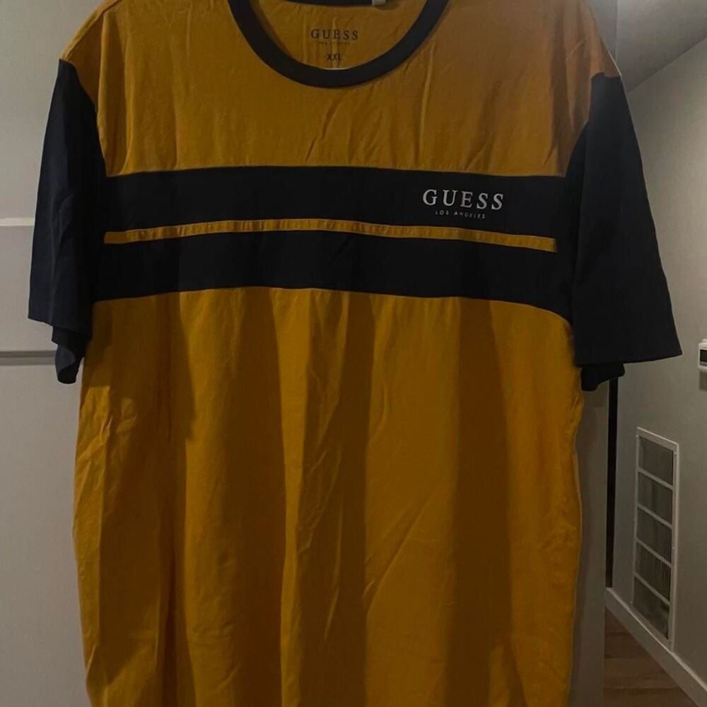 Guess Men's multi T-shirt - Picture 1 of 3